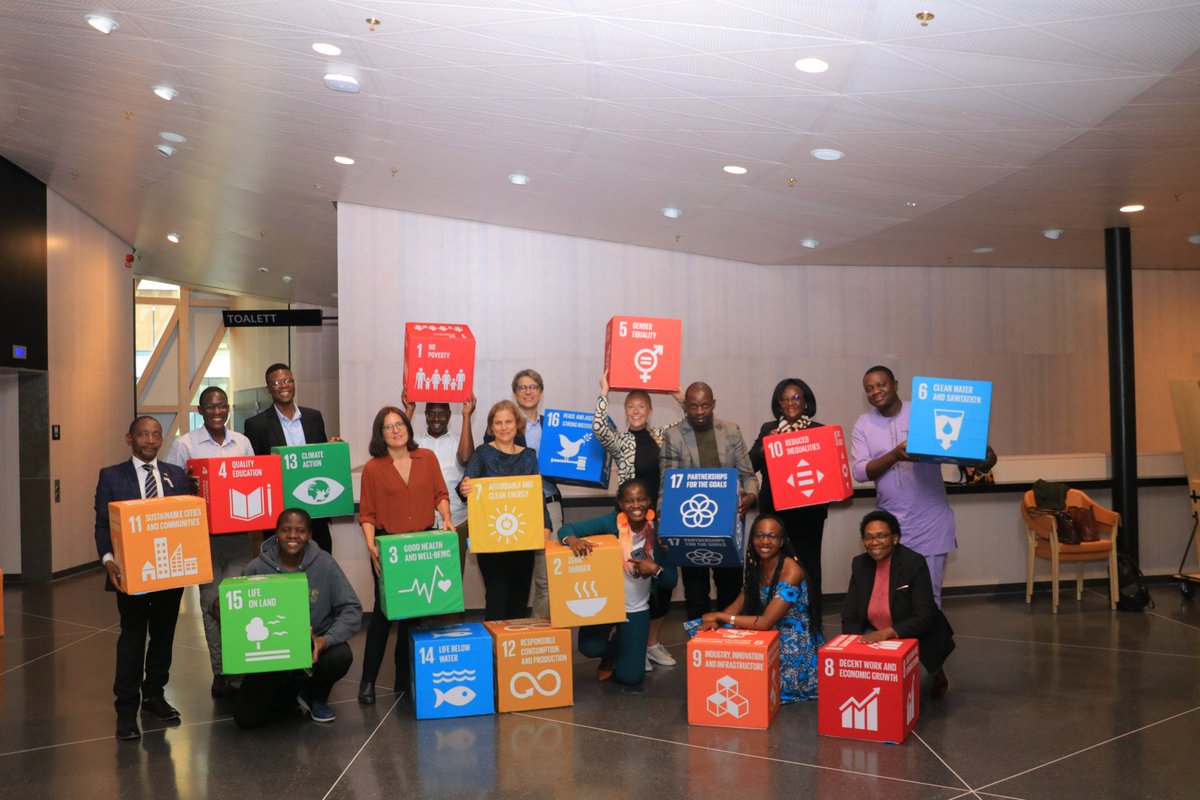 We have kickstarted a 3-days workshop for the <a href="/karolinskainst/">Karolinska Institutet</a>/ <a href="/Makerere/">Makerere University</a> working group in Stockholm, Sweden to discuss what has happened since <a href="/CeshCentre/">CESH</a> was established three years ago! #SustainableHealth 

<a href="/RhodaWanyenze/">Rhoda Wanyenze</a> <a href="/ProfNawangwe/">Barnabas Nawangwe</a> <a href="/RoyMayega/">Roy William Mayega</a> <a href="/MonikaBerge/">Monika Berge</a> <a href="/CharlesBatte/">Charles Batte</a>