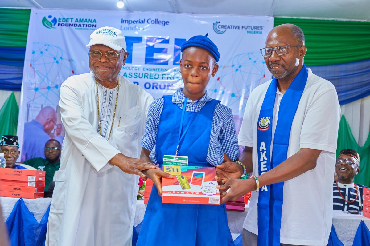 EDAFNG's tweet photo. STEM-FAP 2023
Edet Amana Foundation...transforming lives!
165 Students selected
32 Secondary Schools
33 Teachers
3 senatorial districts represented
6 Days in camp
5 Days of STEAM learning, unlearning, and relearning.
33 Learning Tablets won by students
165 School bags released https://t.co/fGhmvecn43
