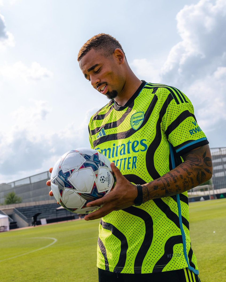 gabrieljesus9's tweet photo. Looking forward! ⚽️🤙🏽 https://t.co/J5VawBsLb4