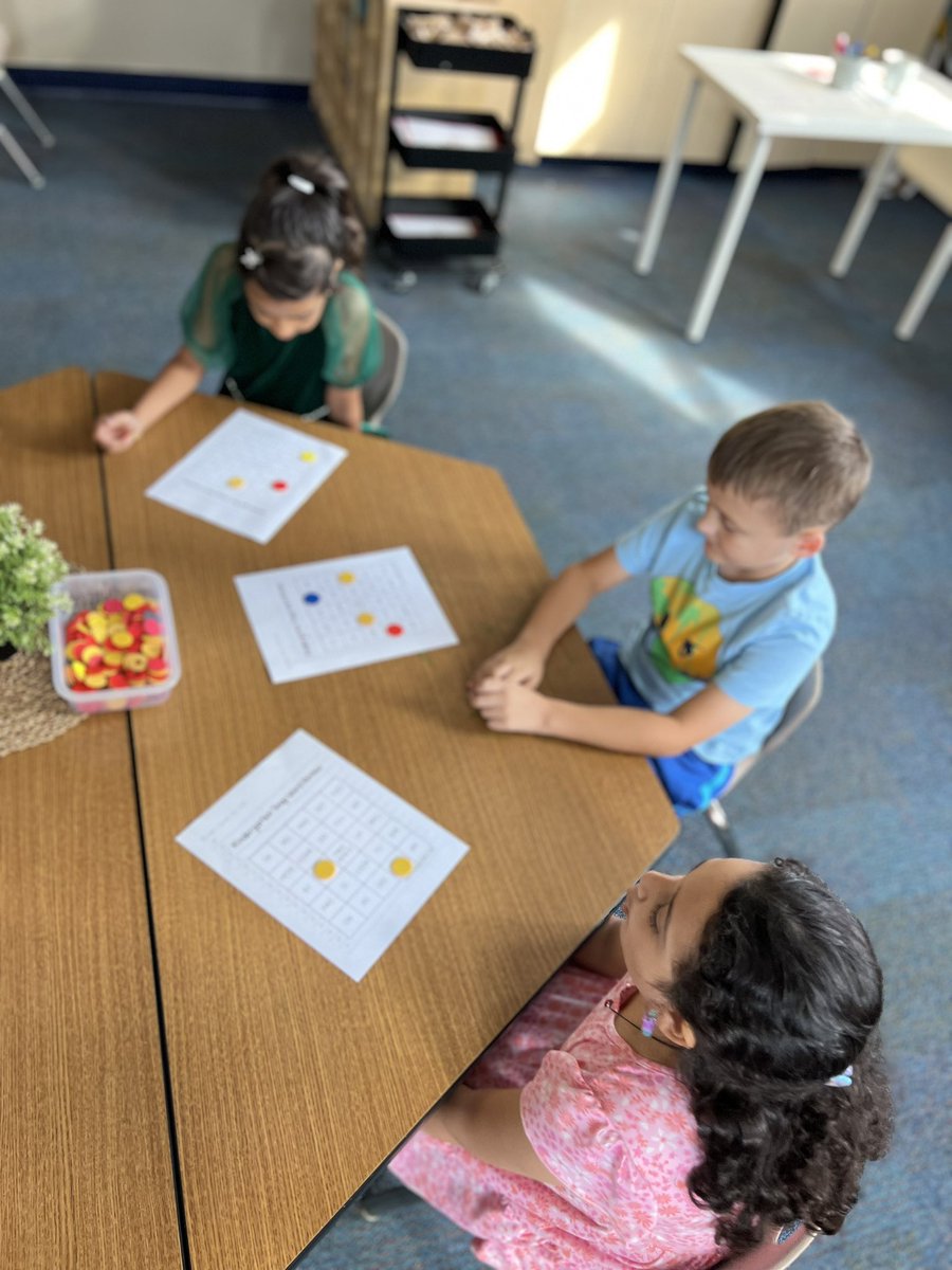 Reviewing snap words playing BINGO <a href="/Creeksidetweet/">Creekside ECS</a>