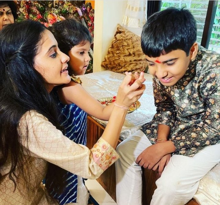 Happy rakshabandhan!! Enjoy the festival with joy nd enthusiasm ❤️❤️🧿🧿  #ayeshasingh #HappyRakshaBandhan2023 #HappyRakshaBandhan