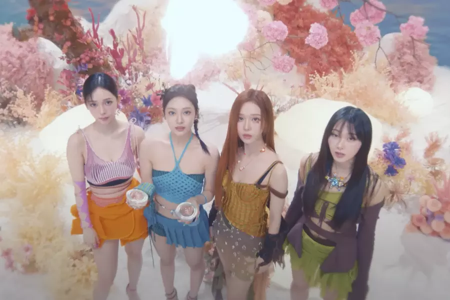 aespaMYunion's tweet photo. (TOP 9) MOST VIEWED aespa MVs on YOUTUBE: 

1. Next Level - 273M
2. Black Mamba - 252M 
3. Savage - 241M  
4. Girls - 132M
5. Spicy - 106M 
6. Dreams Come True - 103M  
7.  Life's Too Short - 57M 
8. #Better_Things - 52M🔼🔥
9. Forever - 51M 🔽

#aespa
@aespa_officials https://t.co/VuUN3NX2N8