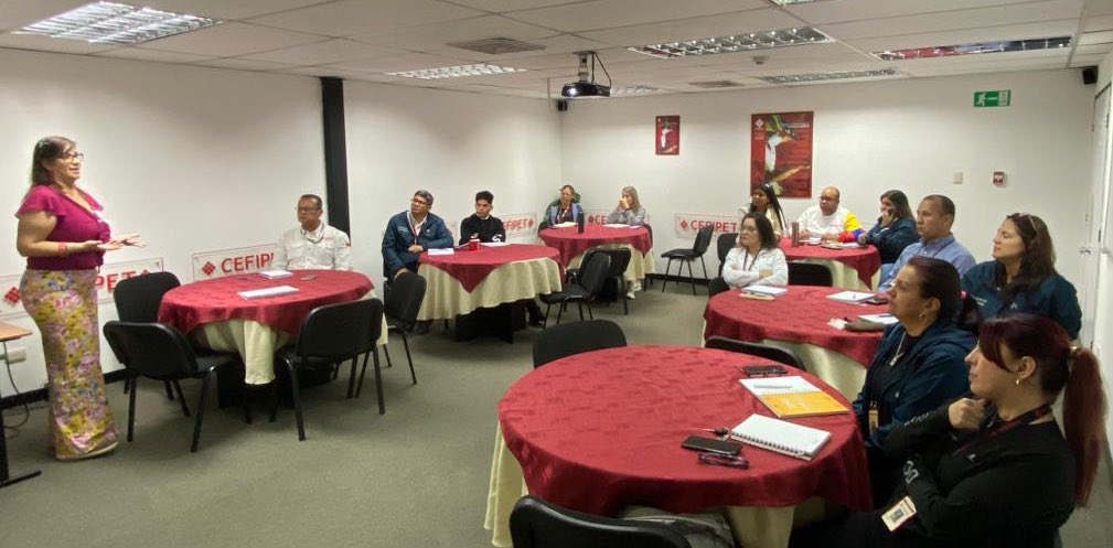 📍Desde la Sede de #Pequiven ubicada en Valencia, la Gerencia Corporativa de Formación da inicio al Diplomado de Negocios Internacionales y Comercio Exterior, dirigido al talento de la Gerencia General de Comercio Exterior.  

#TrabajoEnEquipoVictoriaSegura🇻🇪

<a href="/TellecheaRuiz/">Rafael Tellechea</a>