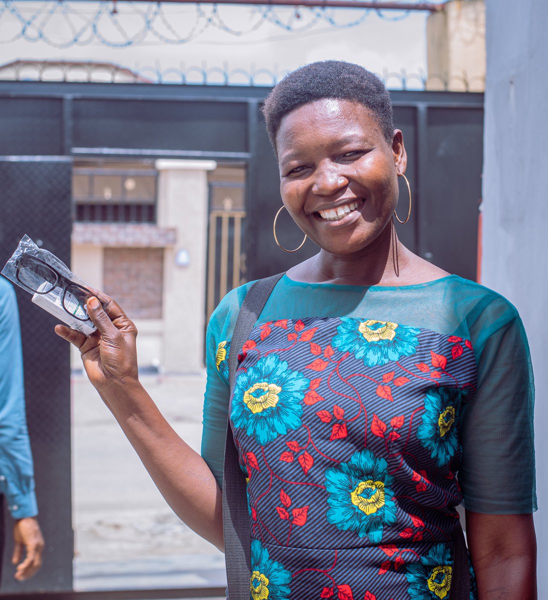isohfoundation's tweet photo. Everyone deserves to smile. 
 Our mission is to radiate joy and positivity. 
Join us to brighten people’s faces and create moments of happiness. 
#explore #smiles #charity #happiness #ngo #nigeria  #ISOH https://t.co/JIScPgYRuC