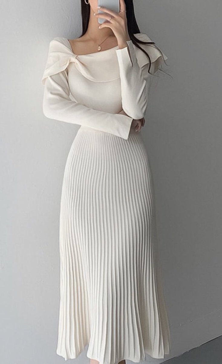 HaneenMoteb's tweet image. جمعت لكم قطع فساتين جميله لمناسباتكم من مواقع مختلفه مع اكـ واد خـ صم لبعضها 🤩💫

فضلوها تحتاجونها 🫶🏻