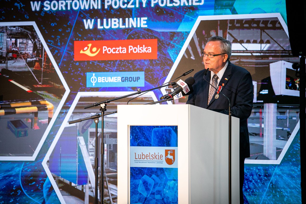 PocztaPolska's tweet photo. 👉W wydarzeniu udział wzięli m. in. @JanKanthak, sekretarz stanu w @MAPGOVPL, @LechSprawka, wojewoda lubelski, Z.#Wojciechowski, wicemarszałek województwa lubelskiego oraz K.#Falkowski, prezes @PocztaPolska i wiceprezes A.#Bodziony. https://t.co/Vcn4cDlSIG