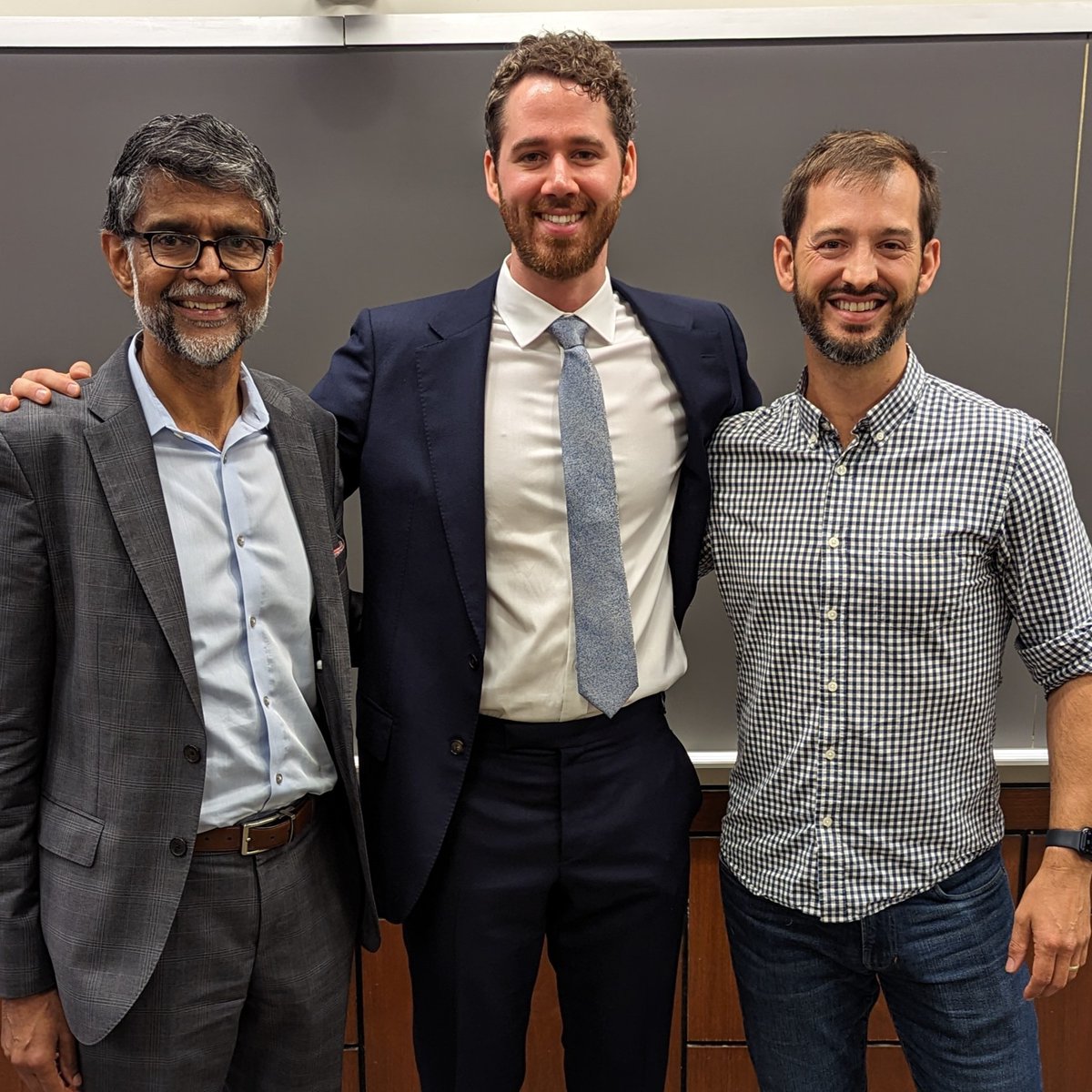 Mechanical Engineering and Applied Mechanics, Penn (@meam_penn) on Twitter photo Congratulations Dr. Daniel Mox (middle) for successfully defending his doctoral dissertation on "Mobile Wireless Infrastructure on Demand in Robot Teams" under the advisory of <a href="/vijay_r_kumar/">Vijay Kumar</a>.
Read the abstract here: bit.ly/3sDII2w Congratulations Dr. Daniel Mox (middle) for successfully defending his doctoral dissertation on "Mobile Wireless Infrastructure on Demand in Robot Teams" under the advisory of <a href="/vijay_r_kumar/">Vijay Kumar</a>.
Read the abstract here: bit.ly/3sDII2w