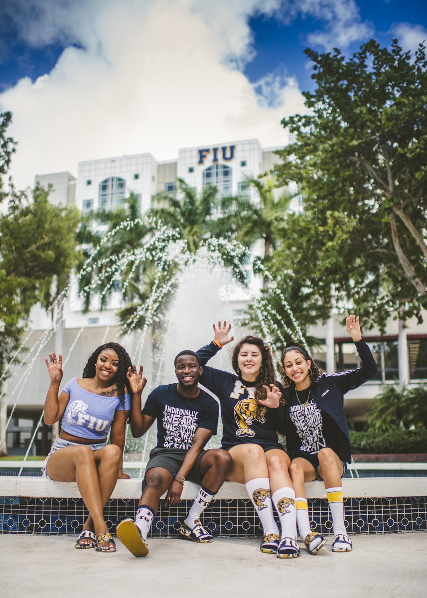 FIUalumni's tweet photo. #CollegeColorsDay is this Friday, September 1! #RepFIU, and wear your favorite gear to show off your #PantherPride! ๐พ๐๐ https://t.co/41qy1TQfyN