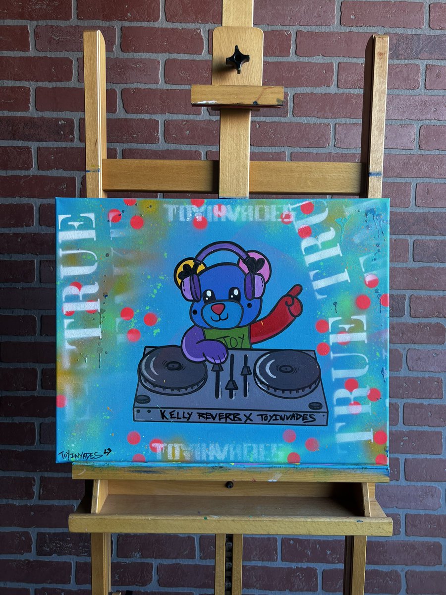 New collector alert toys heading to Dallas , Texas this morning  🚨 💯🔥‼️🫶🏻 shout out to <a href="/KellyReverb/">Kelly Reverb</a> for supporting my art and ordering a custom piece from toy it means the world to me 🧸