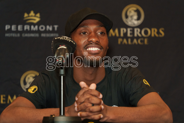 Gallo_Sport's tweet photo. 🥊 'Palace Knights' Boxing Tournament: Pre-Fight Medical and Press Conference.
👉 https://t.co/bvaTVh3b7k
🗣️ @EmperorsPalace @Peermont @WorldSportsBet #PalaceKnights #Boxing #PreFight #Medical
📷 @JamesBGrad https://t.co/crnGMGYBLq