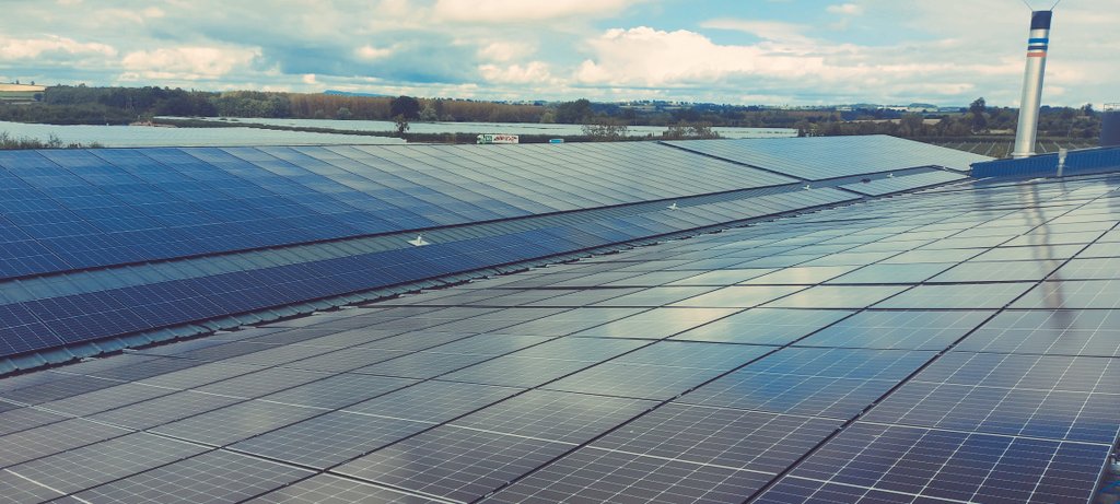 Installation of a 700kw industrial solar pv system in #Leominster using <a href="/Canadian_Solar/">Canadian Solar</a> panels and <a href="/SolarEdgePV/">SolarEdge</a> optimisers and inverters.

Family run business, established for over a decade.

Contact us on 01743718003.

#solarpv #renewables #biomass #chp #RenewableEnergy
