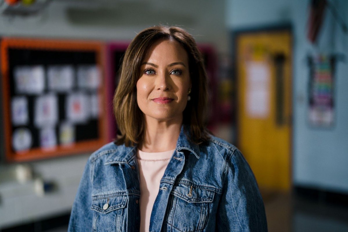 jacquelineforky's tweet photo. My name is Jacqueline Coleman. I’m a teacher and a mom who’s running for re-election as the Lt. Governor of Kentucky. 

Kentucky’s schools are under attack by extreme Republican politicians in Frankfort, and I refuse to back down. And with your help, we’ll win. https://t.co/5EgRfzPtlB
