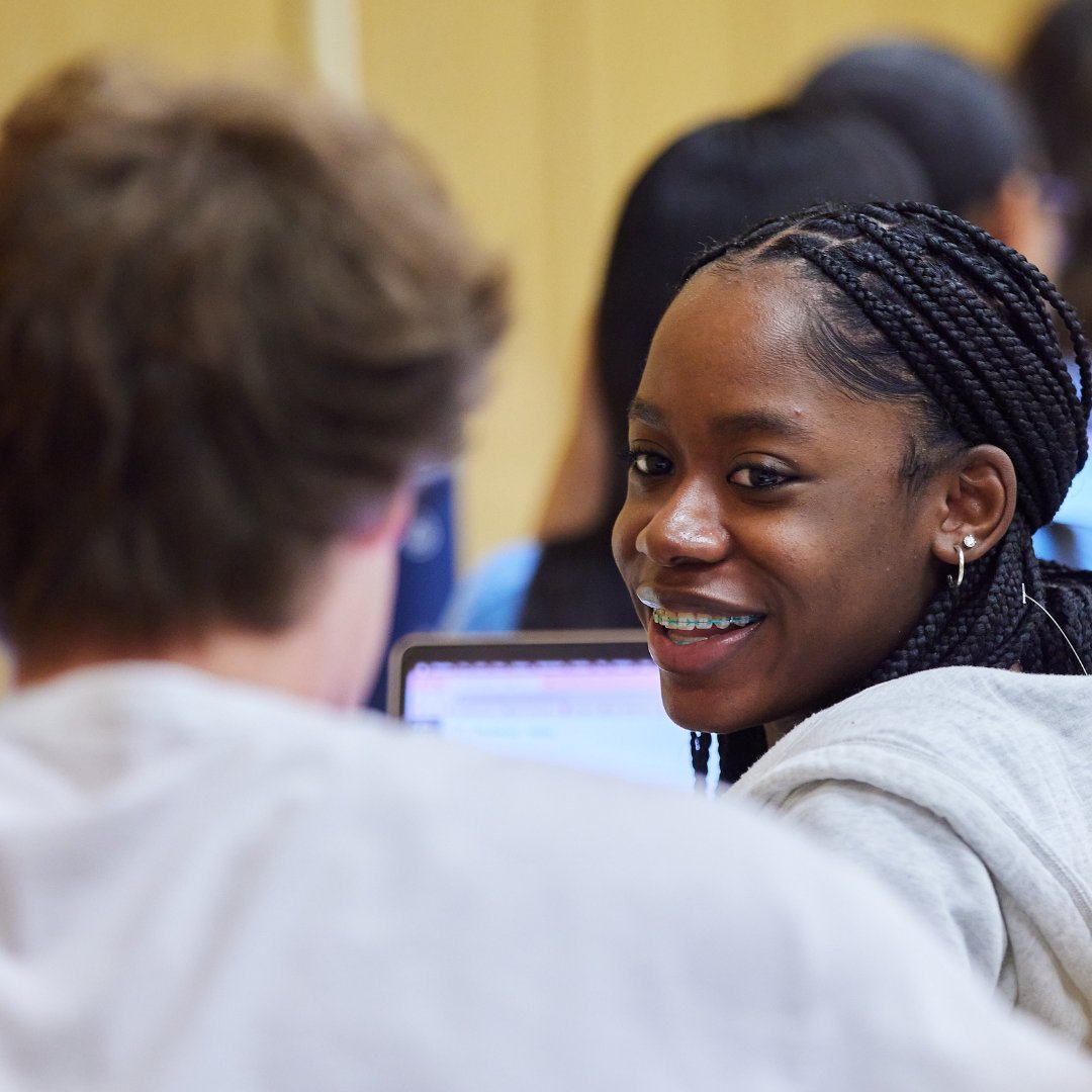 Service Spotlight!🌟
Sooners Helping Sooners is an emergency fund that offers limited emergency financial assistance to current OU students who are unable to meet immediate, essential expenses because of temporary hardships.
For more information, visit➡️ studentaffairs.ou.edu