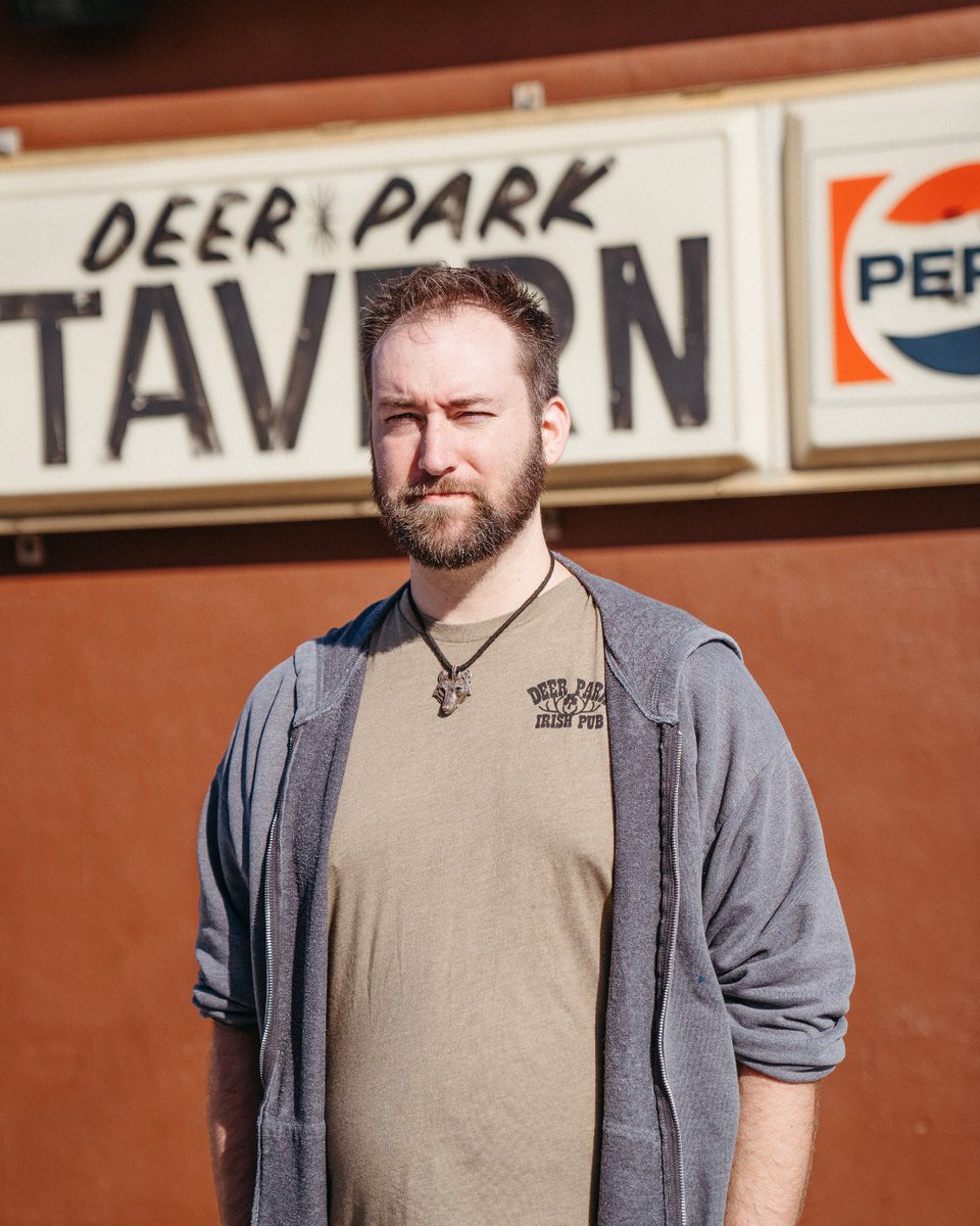 Experience the perfect blend of great vibes and handcrafted drinks at our one-of-a-kind pub! 🍺