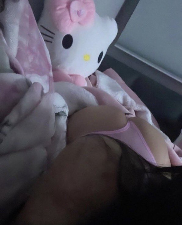 Callherriah's tweet photo. Dm me if you want more😋

#pyt #freaky #pawg #squirt #exposed #exposedteens #teens #freakyteen #feet #megalinkfiles #collegeteen #leakednudes #leaked #sellingcontent #teen #whitegirl #horny #latinapyt #dropbox #nsfwtwt https://t.co/gLiQ7JxksX