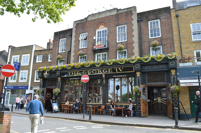 MPSChiswick's tweet photo. Street Meeting & Crime Prevention Stall
Friday 1st September O/S The George IV, 185 Chiswick High Road, W4 2DR
Time - 10am - 2pm
#ChiswickRiverside #ChiswickHomefields & #ChiswickGunnersbury will all be present to provide help, advice & answer queries #SaferNeighbourboods https://t.co/Se4D89naDM