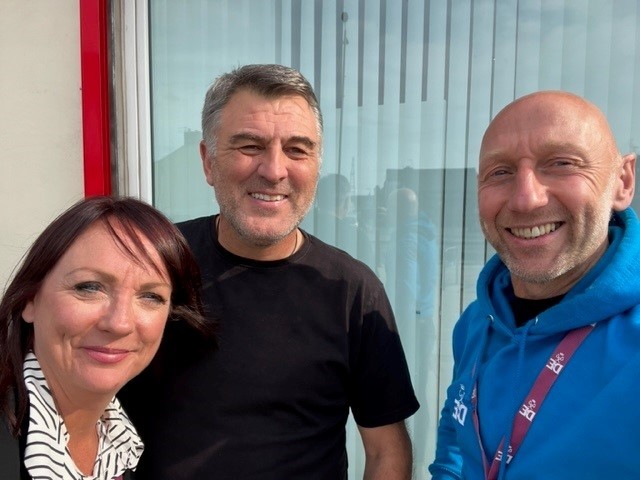 DofE North (@dofenorth) on Twitter photo Ops Officers Beth & Sean met with <a href="/IanByrneMP/">lan Byrne MP</a> to promote the benefits of young people doing <a href="/DofE/">The Duke of Edinburgh’s Award</a> in West Derby, Liverpool. He is passionate about the DofE & is keen to work in schools & community & Voluntary groups to offer more young people the opportunity to start the Award. Ops Officers Beth & Sean met with <a href="/IanByrneMP/">lan Byrne MP</a> to promote the benefits of young people doing <a href="/DofE/">The Duke of Edinburgh’s Award</a> in West Derby, Liverpool. He is passionate about the DofE & is keen to work in schools & community & Voluntary groups to offer more young people the opportunity to start the Award.