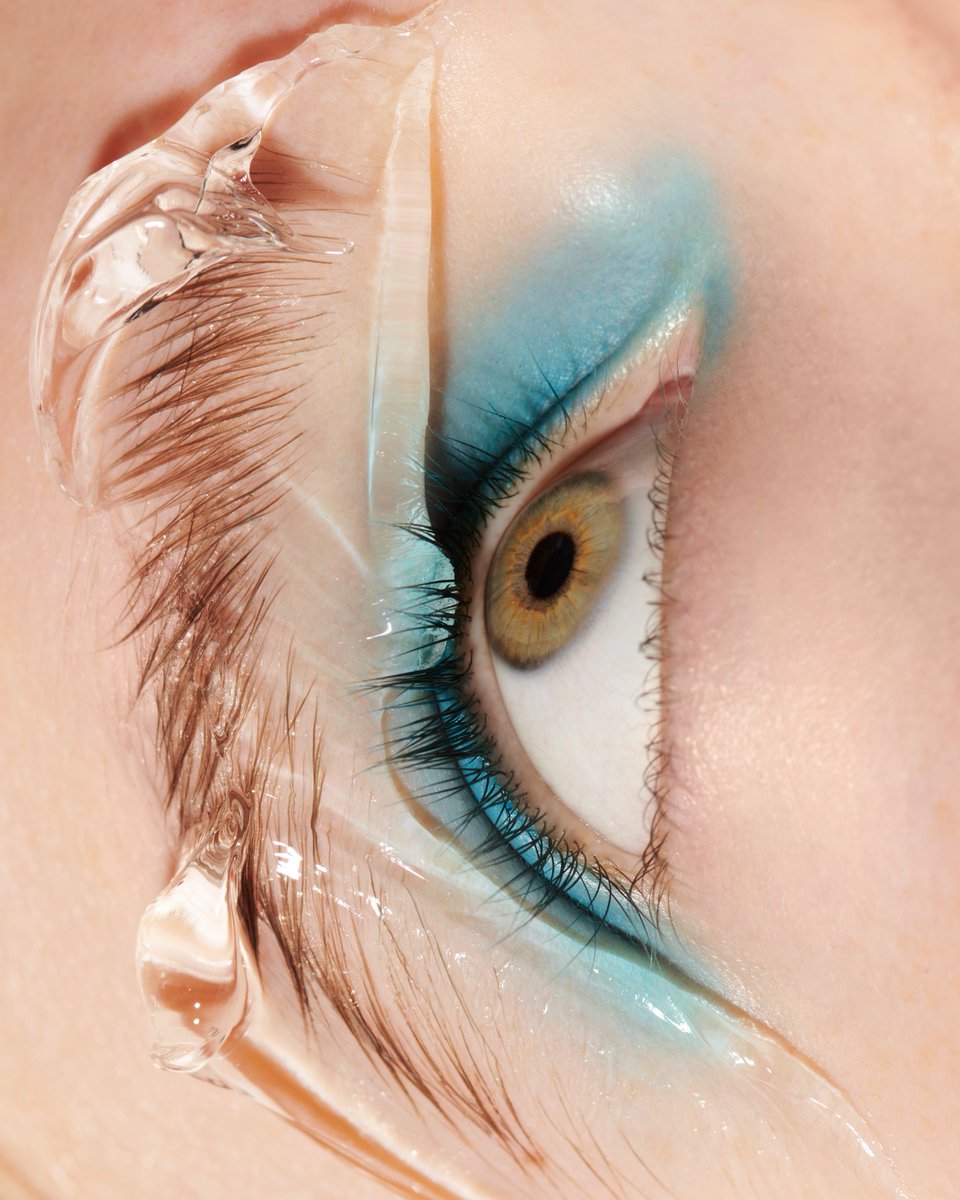 schonch's tweet photo. the water issue.

NEW WAVE

photography. @matsitek
model. Sioned Cordiner @imgmodels
hair. Elyse Rianna
make up. Andrew Gallimore

#schonswitzerland #schonmagazine #inwaterissue https://t.co/ROWXSzikuX
