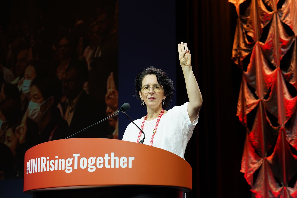 uniglobalunion's tweet photo. π²π²UNI Congress stands and salutes the people of #Myanmar suffering since the 2021 coup.
"They are not forgotten and we hear them. We recognize their strength, we recognize their courage, and we extend our full solidarity," @Julia_FSUFSU of @FSU_Australia
#UNIRisingTogether https://t.co/dKMDwMeKqv