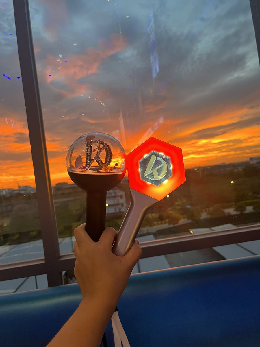 pattsa's tweet photo. I finally come😀 Love you Daniel 💕 #kangdanielmovie https://t.co/dUvW0s9ICI