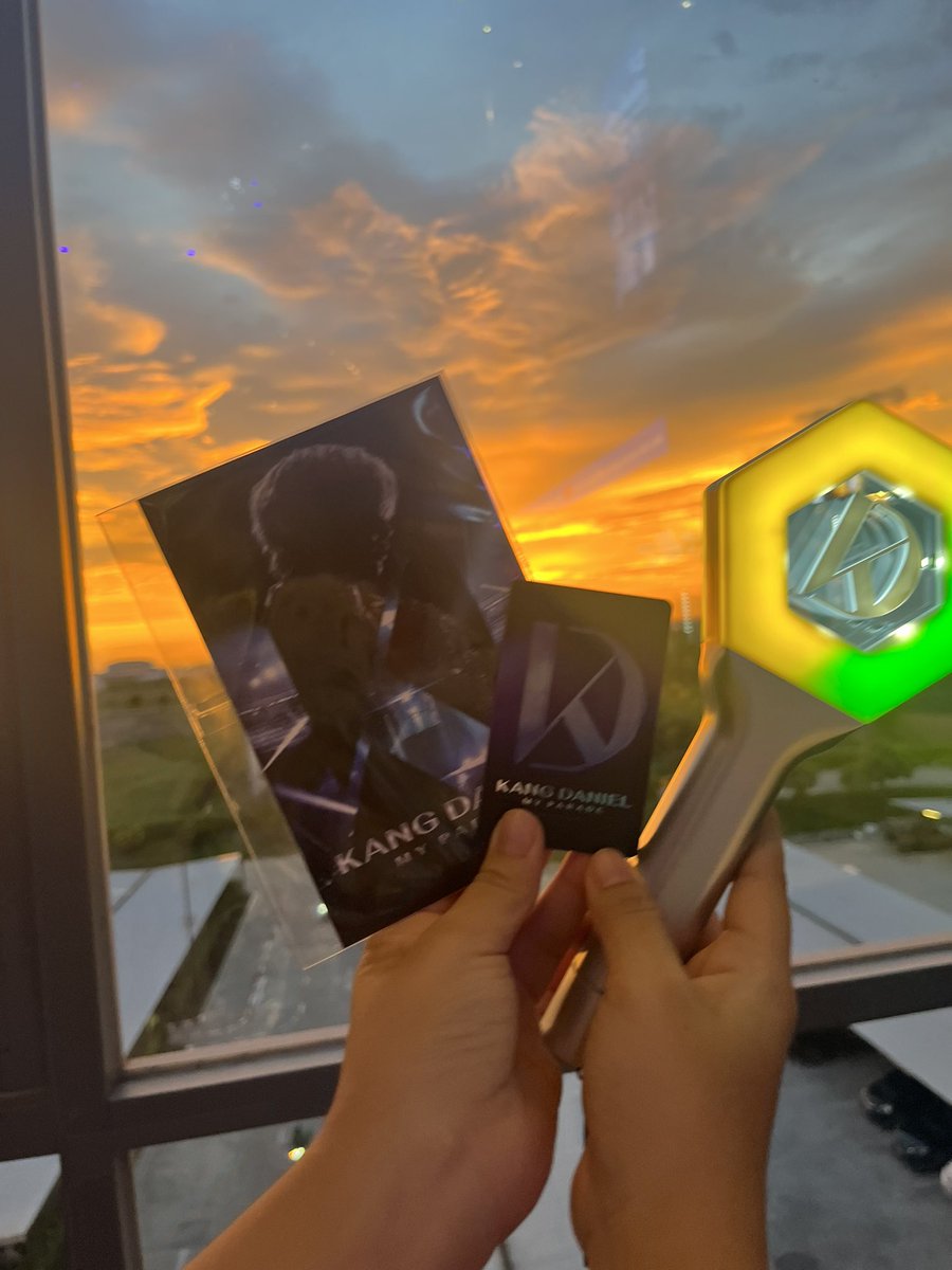 pattsa's tweet photo. I finally come😀 Love you Daniel 💕 #kangdanielmovie https://t.co/dUvW0s9ICI