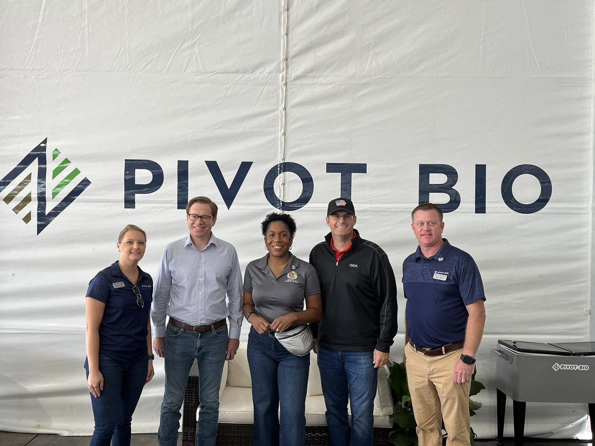 Chris Riley tweet media