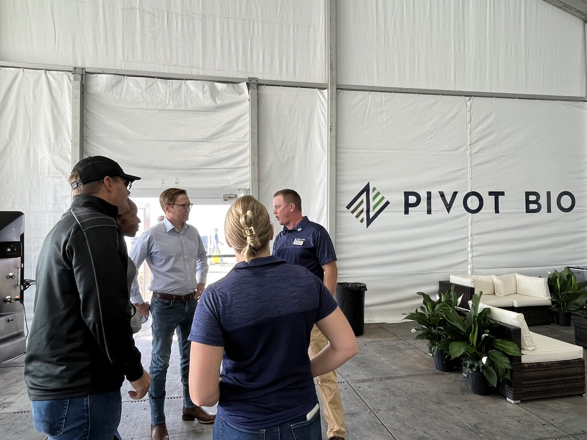 Chris Riley tweet media