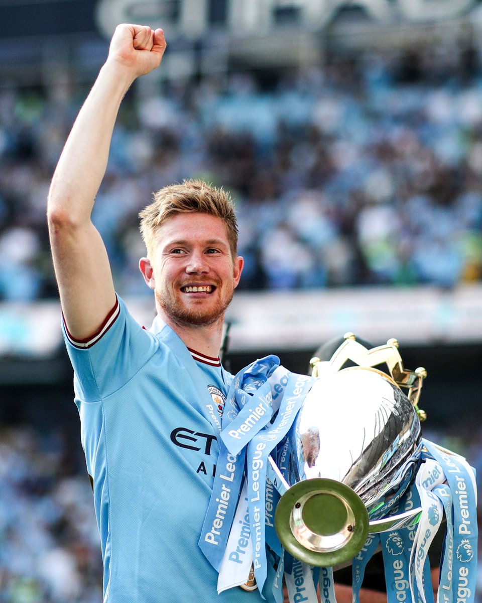 brfootball's tweet photo. Eight years ago today, Manchester City signed Kevin De Bruyne from Wolfsburg after he was ‘rejected’ by Chelsea.

▪️ 96 goals
▪️ 153 assists
▪️ Two-time PL POTY
▪️ 15 trophies

Safe to say it worked out 🔵 https://t.co/AjHJL75JKc