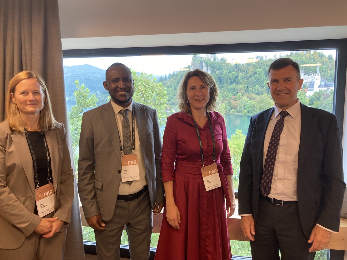 #Germany leading &amp; achieving global #peacebuilding impact. A pleasure to meet Ambassador Potzel <a href="/AA_stabilisiert/">🇩🇪 GER on Peace & Humanitarian Action</a>. From rethinking #stabilisation to innovative finance for #peace, to early warning &amp; action in #Kenya. @InterpeaceTweet &amp; <a href="/FinanceforPeace/">Finance for Peace</a> grateful to <a href="/GermanyDiplo/">GermanForeignOffice</a>
