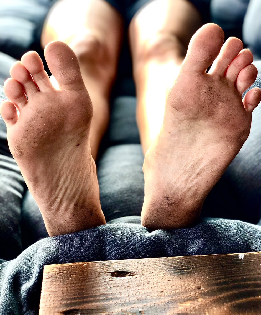 taktfink's tweet photo. @feetandsoles5 @Solesexyj1 With❤️4🫵 https://t.co/rDjo3ycIdV