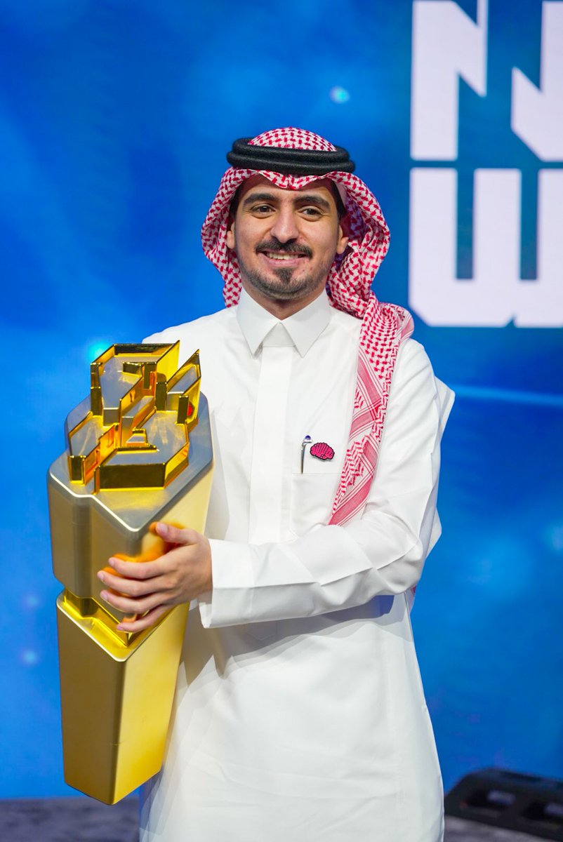 TwisMinds's tweet photo. ناديكم، مُمثل الوطن، الذهب ما يليق إلا بـ #سيد_الأندية 👑

أفضل نادي في العالم، بطل #موسم_الجيمرز.

#TwistTheGame https://t.co/HcFylYCoRo