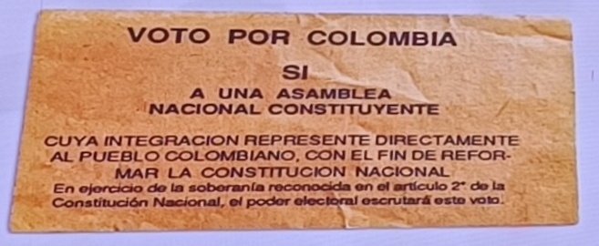 JavierVelasquex's tweet image. En 1989 Los jóvenes empezaron a movilizarse. La icónica Marcha del Silencio entre otras actividades.
Esta convergencia social significó que se diera la Séptima Papeleta y con ello se materializara la Asamblea Nacional Constituyente.
Imagen de papeleta distribuida
#ElPoderDelVoto