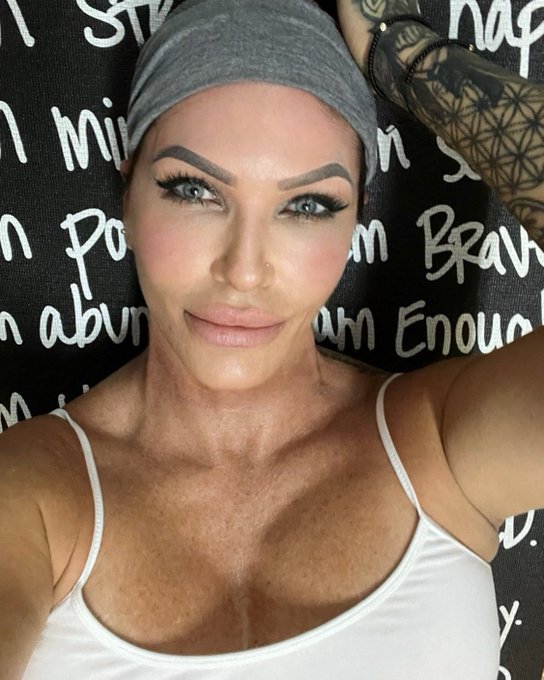 Perfectly imperfect 🩶 The only grey you need in life. https://t.co/LieRy7bJRZ<a href="/tag/thankyou"class="tags"><span>#thankyou</span></a><a href="/tag/yesplease"class="tags"><span>#yesplease</span></a><a href="/tag/moreplease"class="tags"><span>#moreplease</span></a><a href="/tag/ingratitude"class="tags"><span>#ingratitude</span></a>