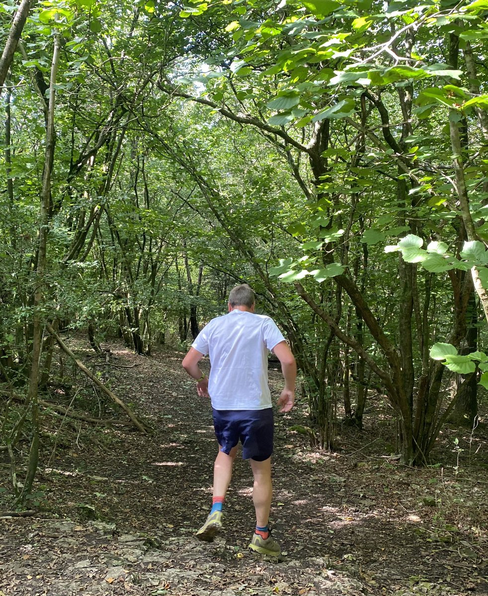 andyb066's tweet photo. Good afternoon @runningpunks Another good business meeting with customer Dave out on the Beetham / Milnthorpe trails today. Also a belated #runwithrav whoโs clocked up 2,000 consecutive days of running ๐ฎ @ravbillan is our very own #runningpunks Ron Hill ๐ #muddymilesformegs https://t.co/z4o3uyDO8Q