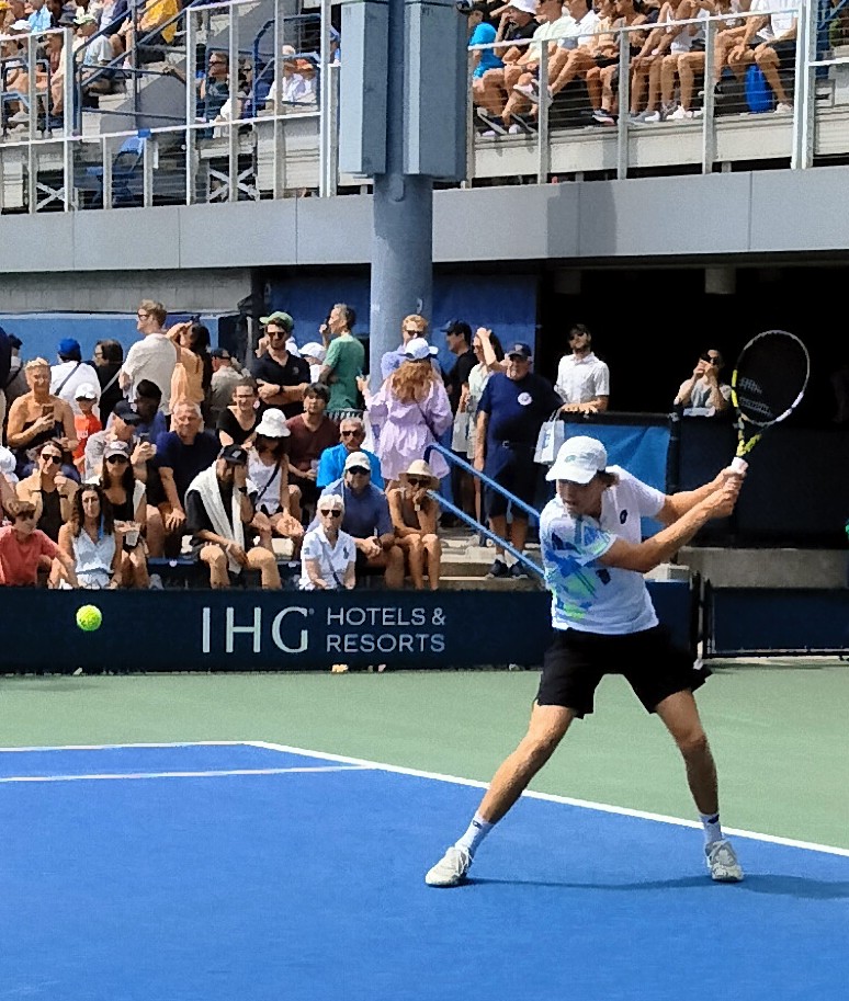 Alex Michelsen is a tiger on the loose at the us open and his opponents better be extremely careful #USOpen2023