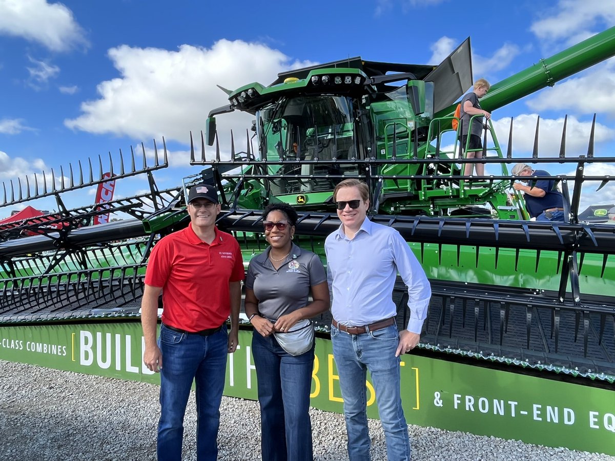 Chris Riley tweet media