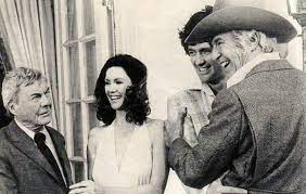 Principal_Fans's tweet photo. ONE HOUR until #DallasRewatch returns, we will all press play on S01E05 'Barbecue', remember to use #DallasRewach while tweeting your thoughts on the episode #Dallas45 https://t.co/raGKLqbliI