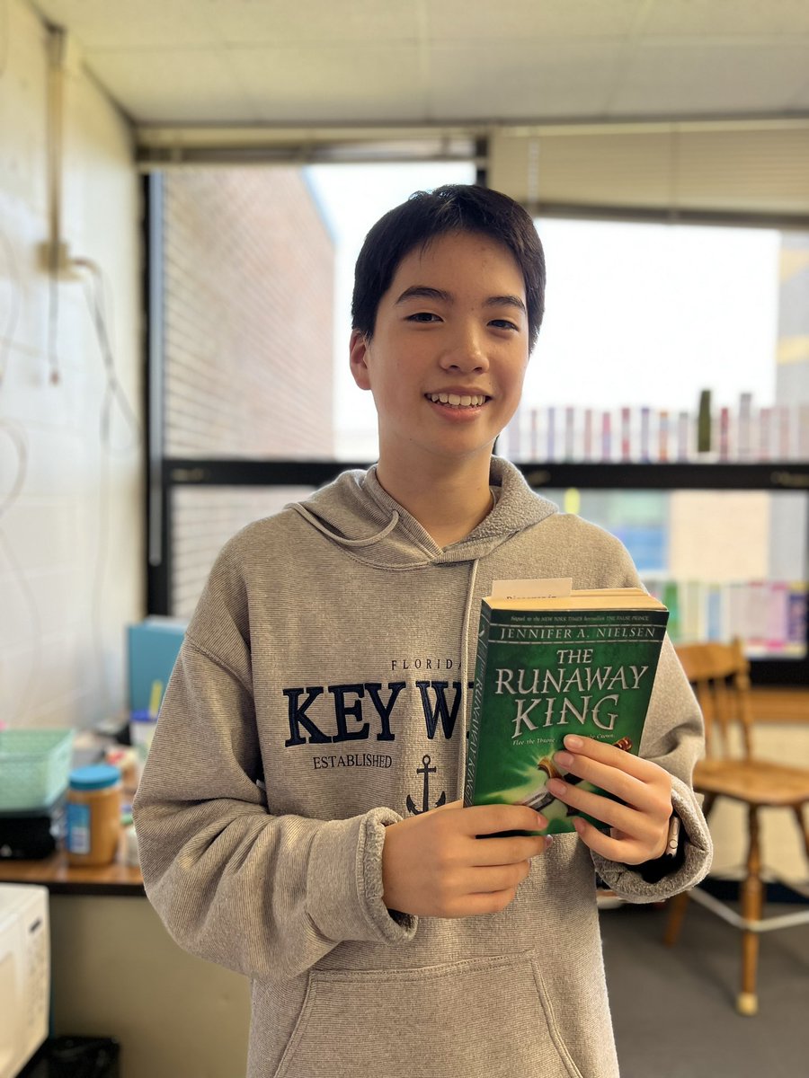 JimenezLit22's tweet photo. Next up on #whatchareadingwednesday, Jay! “This is the 2nd of the trilogy, and I love how it carries on the suspense!” https://t.co/2v2rdlA5mg