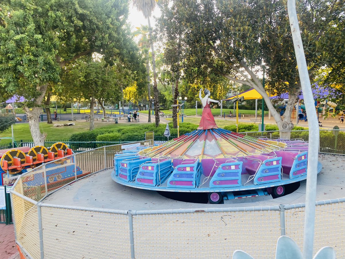 CoastersWide's tweet photo. Shimon Perez Park Is a tiny set of amusement rides that form part of a lager entertainment complex located in South East of Tel Aviv. The Dodgems here are unique as they are modified to fit existing trees. #RollerCoaster #AmusementPark #WWCOnTour #CredLife https://t.co/W4eIKpQkD3