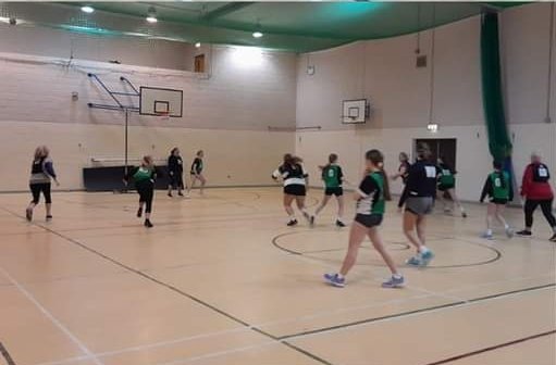 TaranauTrim's tweet photo. TARANAU TRIMSARAN NETBALL CLUB is FRIENDLY and FUN! Training starts Thurs 7th Sept! Free taster session for new joiners! Adults, U16s, U14s, U12s 😁🏐
@BPortPrimary @YsgolGwenllian @KidwellyYYC @ParcyTywyn @PtaCrha https://t.co/57cJEQygtr