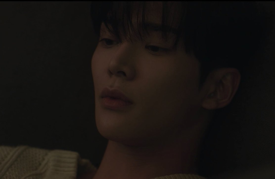 로냐 tweet media