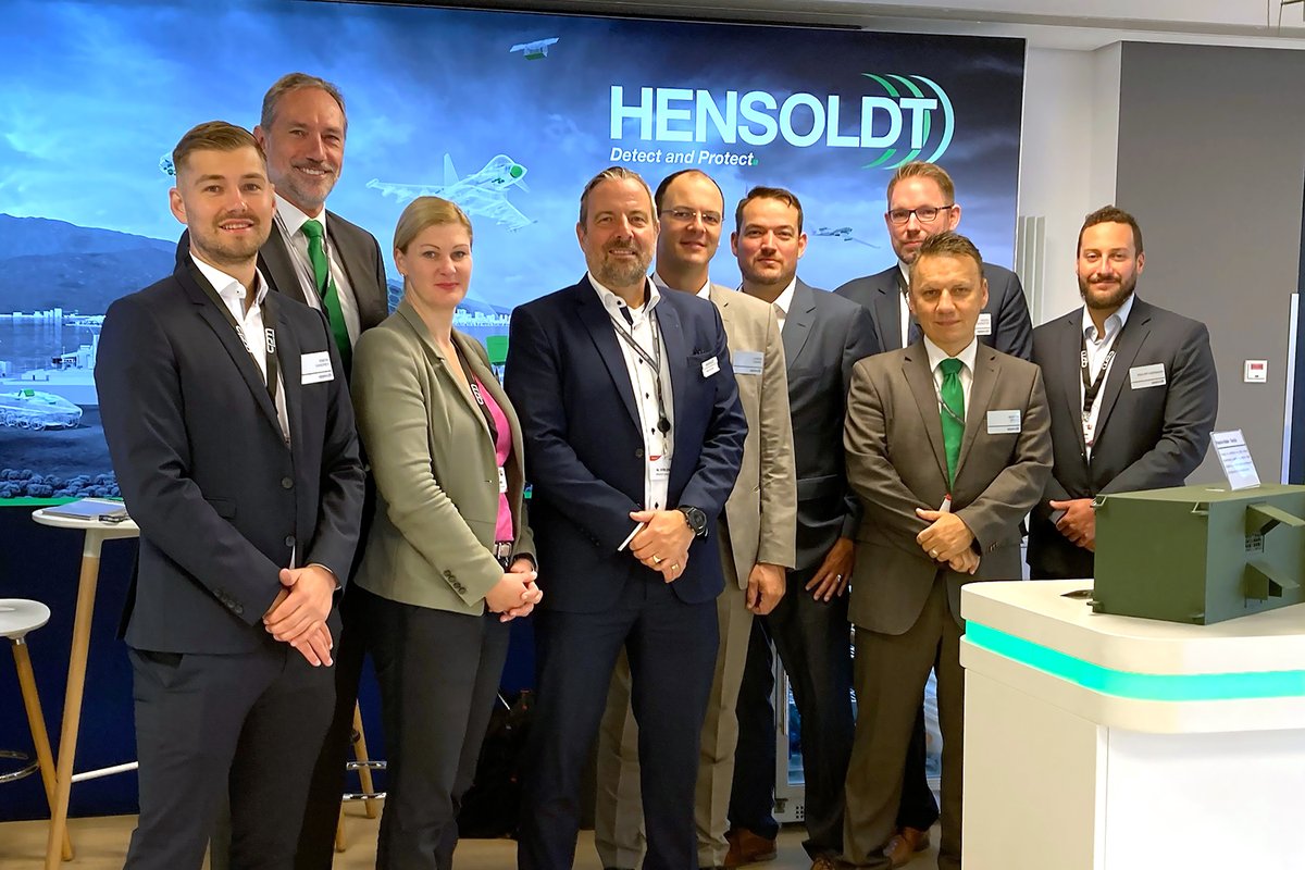 hensoldt's tweet image. It´s #RüNet time! Also at this year´s edition of the leading German event for #armament and utilization, @HENSOLDT presents its sensor solutions incl. #GBAD, self-protection, #datafusion &amp;amp; more. Visit us at booth 19 &amp;amp; static display 6! #RüNet23 #detectandprotect @cpmDEFENCENTWRK