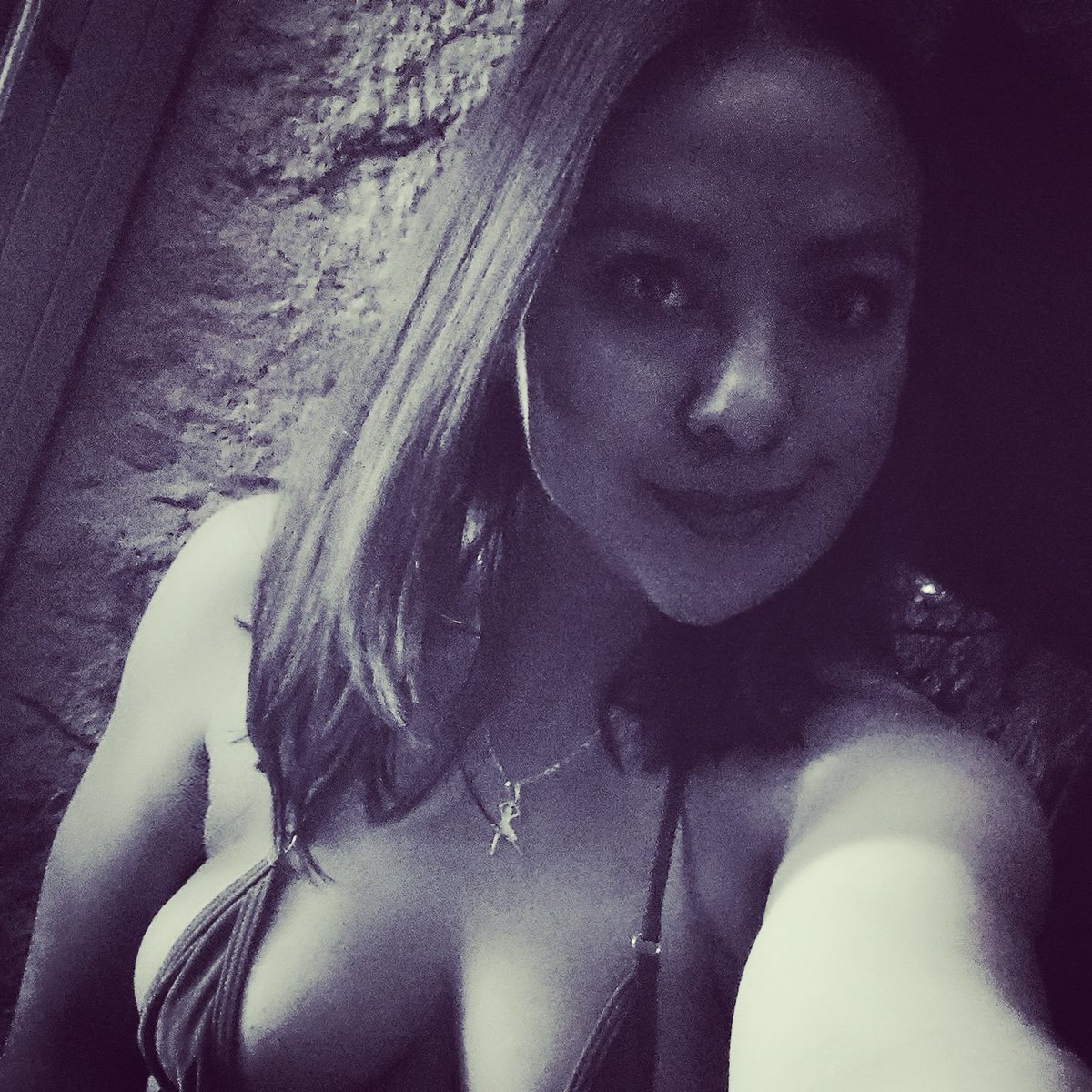 rociorr22's tweet photo. 🙈🙊🙉👇🏻
OnlyF 🩵https://t.co/sv2Nyy6hlc
#onlyfanslatinas #onlyfans_girl #onlyFans #onlyfansmexicana #Only18 #Only #sexy #sexy #girl #mexicana #latina #nsfw #onlyfansbabe #follow #onlychicas https://t.co/RpjvuPTuaQ