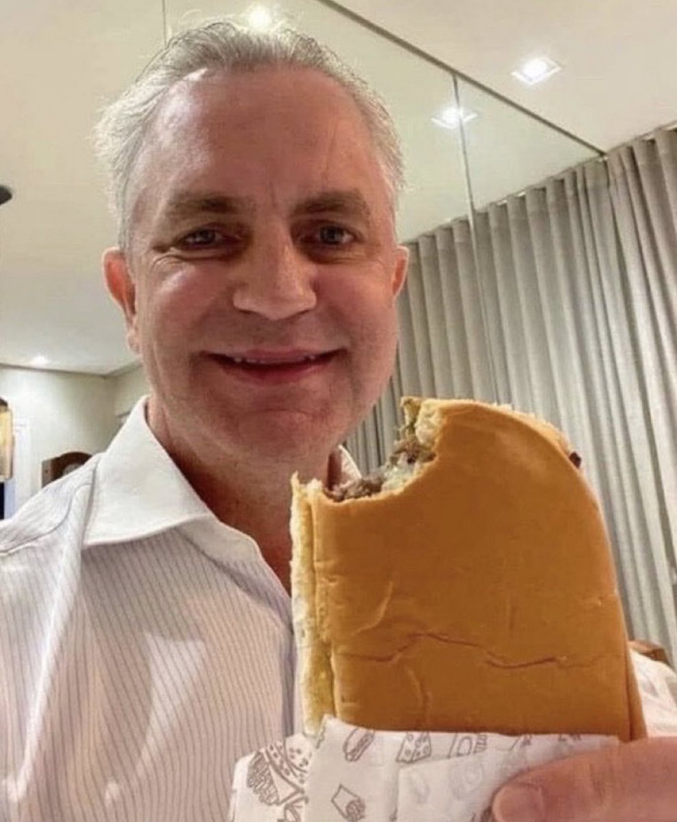 “não posso mais gastar dinheiro”

eu do nada: