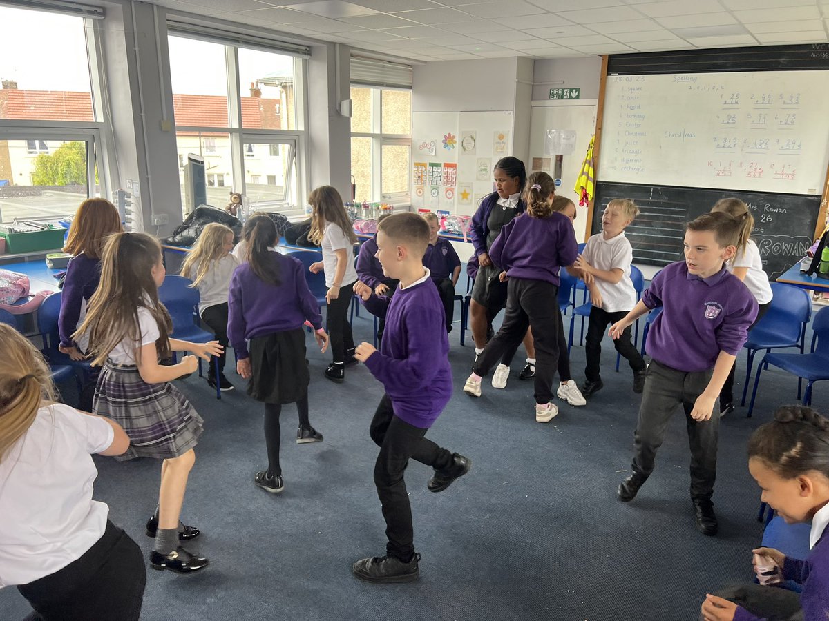 MissMorrisonBPS's tweet photo. This week during circle time we developed our talking and listening skills by playing “Fruit Basket” and taking turns sharing what we are looking forward to in Primary 5 📚 https://t.co/6UOWRBkVdF