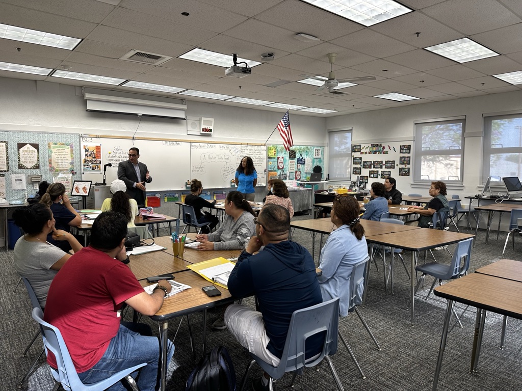 <a href="/NLMAdultSchool/">NLM Adult School</a> #ESL students enjoyed a visit from our very own Superintendent, Dr. Lopez, the other day.  They were grateful for the opportunity to meet and interact with our district leader as both parents and students themselves. 

#AdultEducation #MoveAheadWithAdultEd #NLMUSD