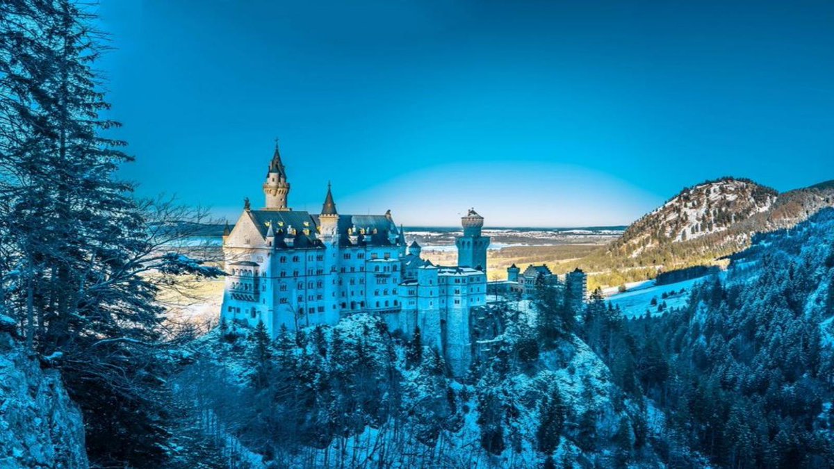 Yesterday's #WhereTaken Puzzle 184 answer was GERMANY

Common first guesses:
LIECHTENSTEIN, GERMANY

The most common incorrect guess: LIECHTENSTEIN

1️⃣ 🟦🟦🟦🟦🟦🟦 54%
2️⃣ 🟦🟦🟦 19%
3️⃣ 🟦🟦 13%
4️⃣ 🟦🟦 6%
5️⃣ 🟦 4%
6️⃣ 🟦 2%
❌ 🟦 2%

wheretaken.teuteuf.fr