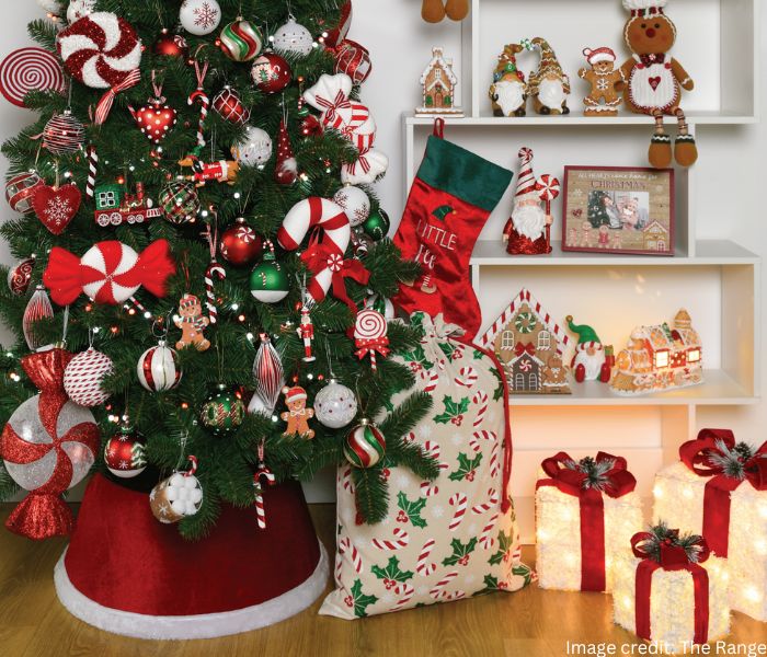 It’s beginning to look a lot like Christmas with these key trends at The Range: underthechristmastree.co.uk/the-range-chri…