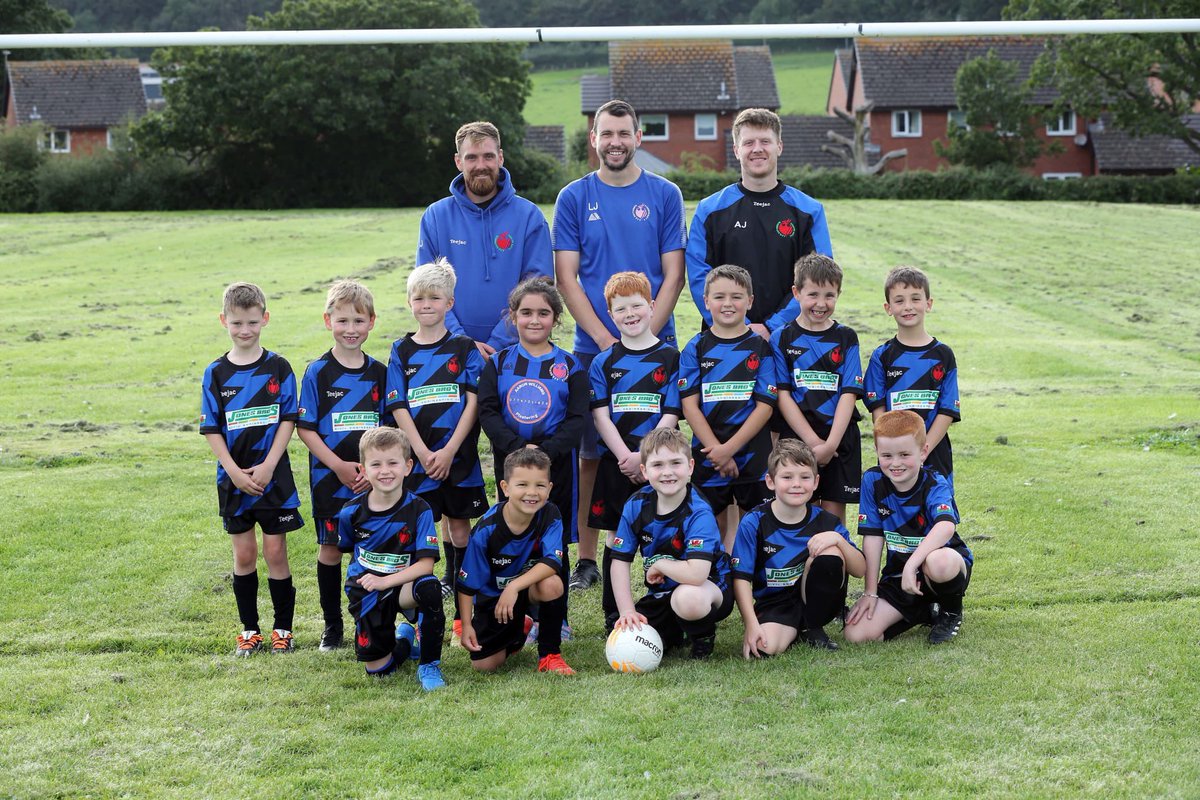 Penrhyn Bay FC tweet media