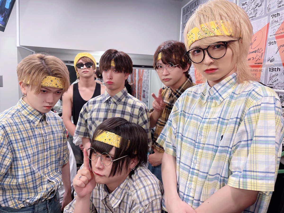 SM_oto_'s tweet photo. パンピなのでコラボだけですが、2ヶ月ぶりのステージ来てくれてほんっっとにありがとう·͜·ᰔᩚ
招待集めてくれた人もありがとう🙏🙏
あすな誕生日おめでとう🎂歳上🎶 https://t.co/obCjEjdmPs